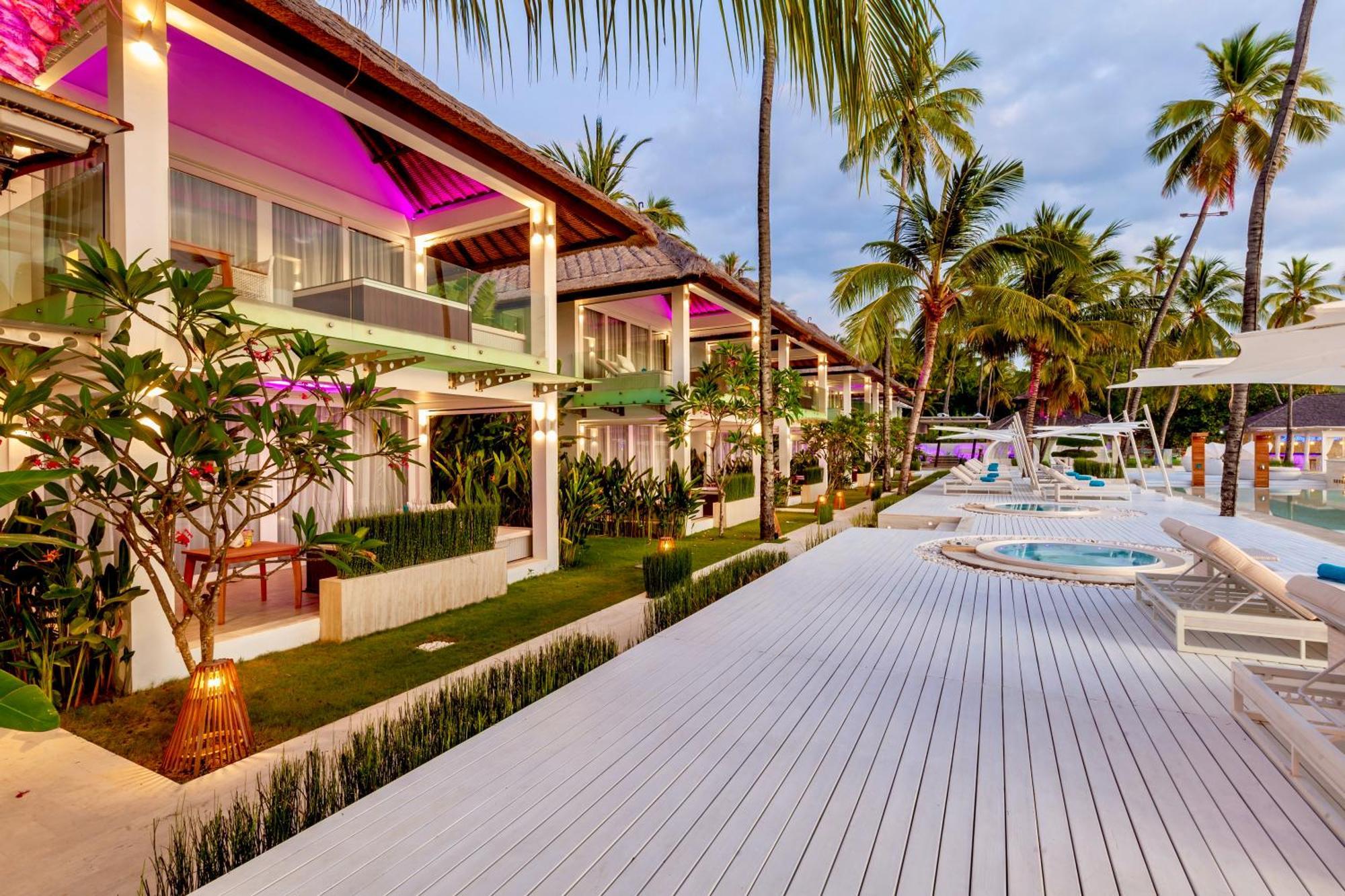 Seven Secrets By Hanging Gardens Senggigi Exterior foto
